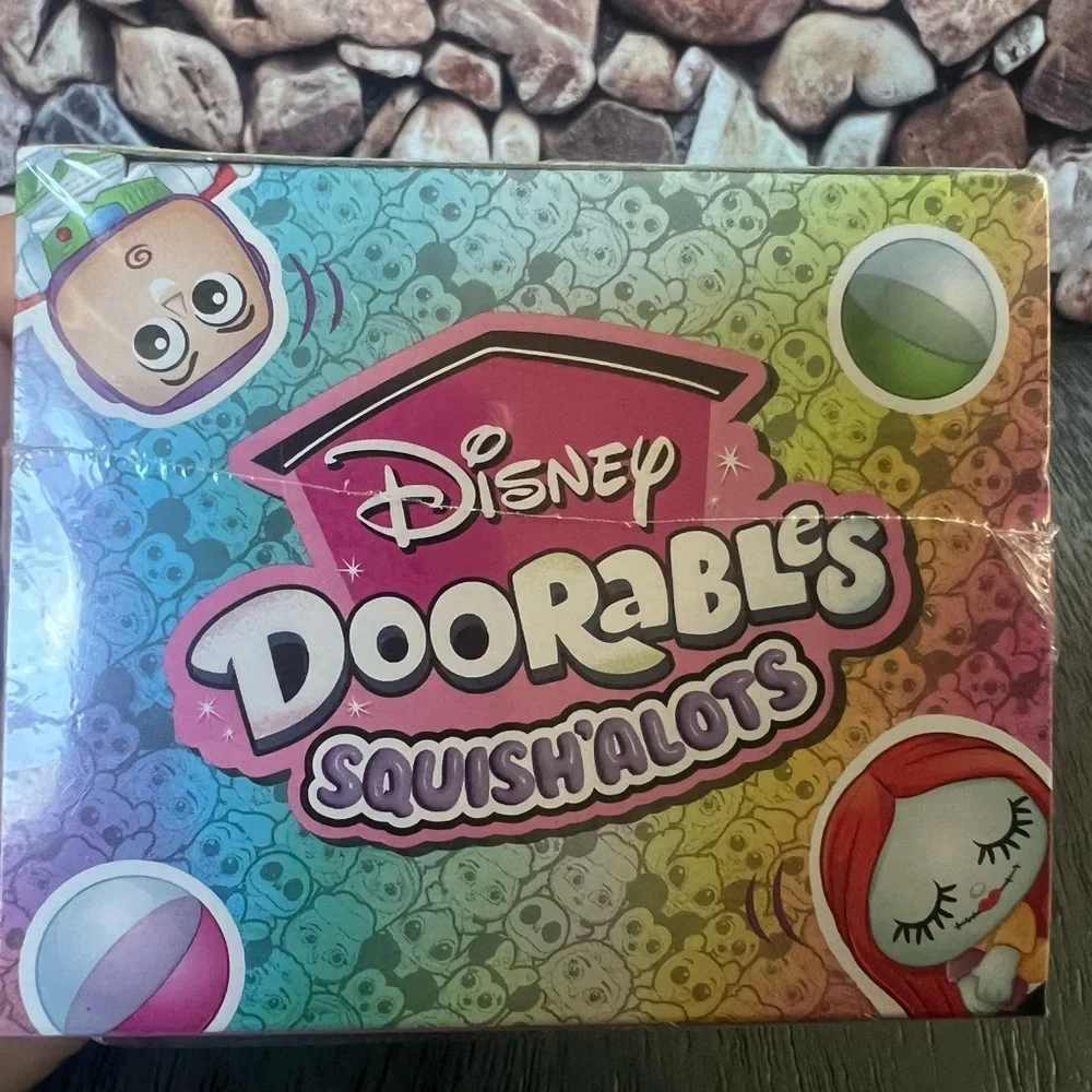 Disney Doorables Squish'Alots Surprise Set